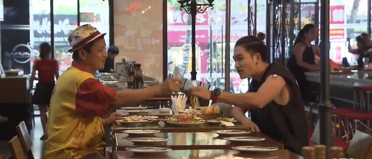 Ghét thì yêu thôi: Cười bò với màn hợp lực nói xấu bà Diễm của ông Quang và Du - Ảnh 3. Ghét thì yêu thôi: Cười bò với màn hợp lực nói xấu bà Diễm của ông Quang và Du - Ảnh 3.
