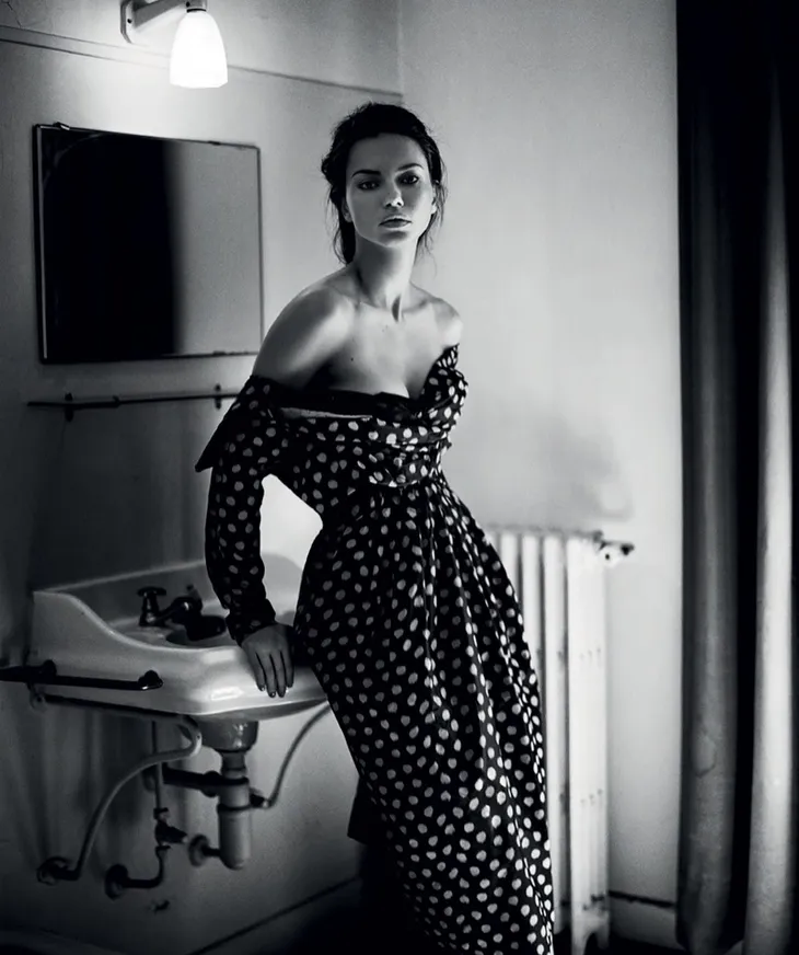 Adriana Lima đẹp tuyệt vời trên Harper’s Bazaar - Ảnh 9. Adriana Lima đẹp tuyệt vời trên Harper’s Bazaar - Ảnh 9.