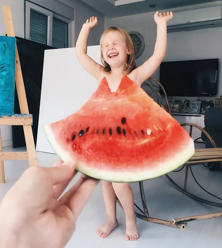 Đáng yêu những bộ váy làm từ hoa quả và rau củ - Ảnh 4. Đáng yêu những bộ váy làm từ hoa quả và rau củ - Ảnh 4.