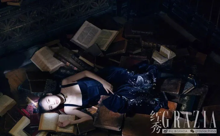 Angelababy - Gái một con trông mòn con mắt - Ảnh 5. Angelababy - Gái một con trông mòn con mắt - Ảnh 5.