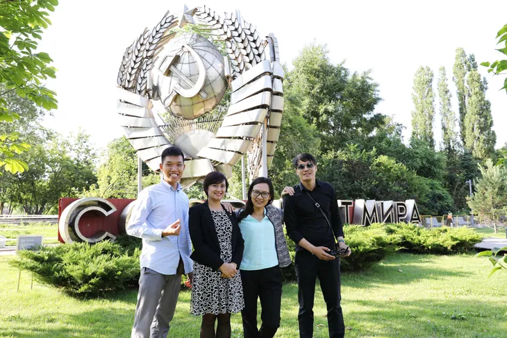 VTV Đặc biệt Ánh sáng tháng Mười: Những hình ảnh phía sau ống kính - Ảnh 11. VTV Đặc biệt Ánh sáng tháng Mười: Những hình ảnh phía sau ống kính - Ảnh 11.