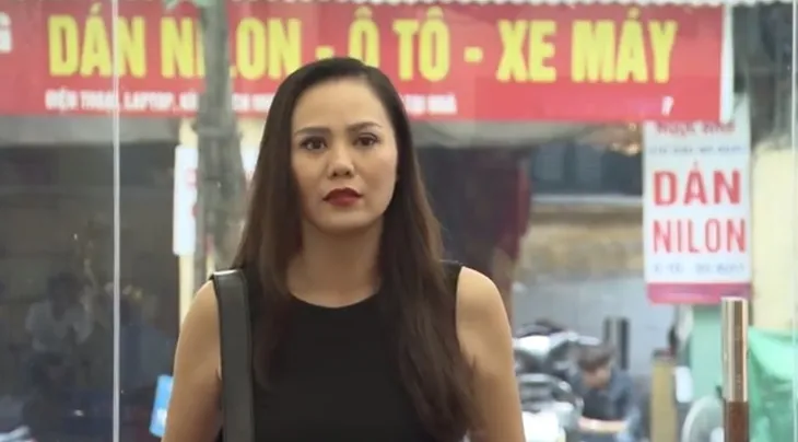Ghét thì yêu thôi - Tập 21: Bà Diễm đến làm lành, vợ cũ ông Quang bất ngờ xuất hiện? - Ảnh 4. Ghét thì yêu thôi - Tập 21: Bà Diễm đến làm lành, vợ cũ ông Quang bất ngờ xuất hiện? - Ảnh 4.