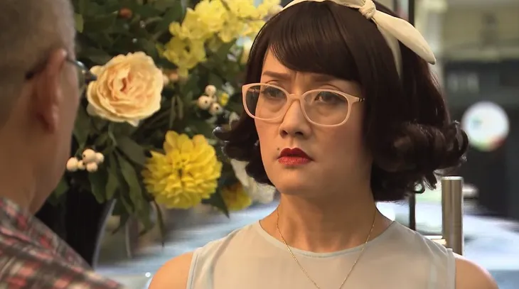 Ghét thì yêu thôi - Tập 27: Nhờ có bố đến xin lỗi, bà Diễm cho Du thêm cơ hội? - Ảnh 3. Ghét thì yêu thôi - Tập 27: Nhờ có bố đến xin lỗi, bà Diễm cho Du thêm cơ hội? - Ảnh 3.