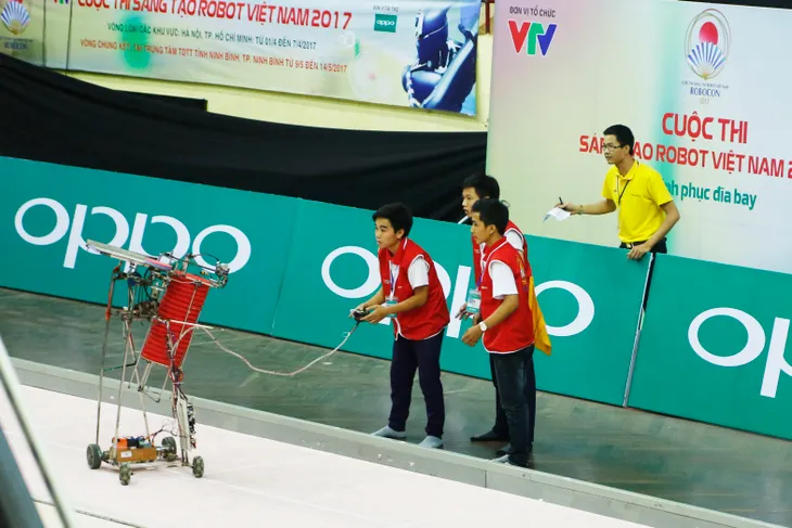 Robocon Việt Nam 2017: Kỷ lục mới về thời gian giành APPARE được xác lập - Ảnh 16. Robocon Việt Nam 2017: Kỷ lục mới về thời gian giành APPARE được xác lập - Ảnh 16.