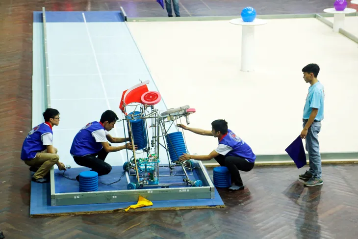 Robocon Việt Nam 2017: Kỷ lục mới về thời gian giành APPARE được xác lập - Ảnh 3. Robocon Việt Nam 2017: Kỷ lục mới về thời gian giành APPARE được xác lập - Ảnh 3.