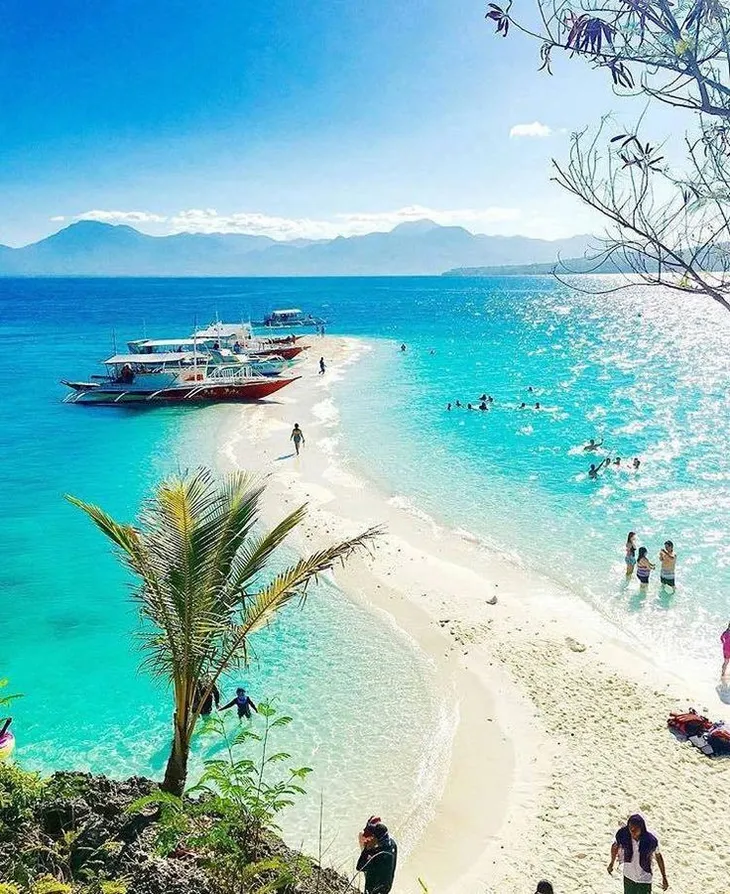 Du lịch Cebu, Philippines: Chẳng lo thiếu chỗ ăn chơi, ngắm cảnh - Ảnh 2. Du lịch Cebu, Philippines: Chẳng lo thiếu chỗ ăn chơi, ngắm cảnh - Ảnh 2.