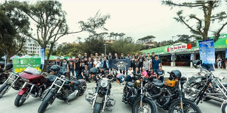 Car Passion Festival 2017: Hãy cùng thưởng thức âm thanh dũng mãnh từ xe “khủng” Harley - Ảnh 1. Car Passion Festival 2017: Hãy cùng thưởng thức âm thanh dũng mãnh từ xe “khủng” Harley - Ảnh 1.