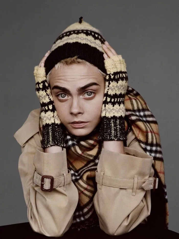 Cara Delevingne cá tính trong chiến dịch mới của Burberry - Ảnh 3. Cara Delevingne cá tính trong chiến dịch mới của Burberry - Ảnh 3.