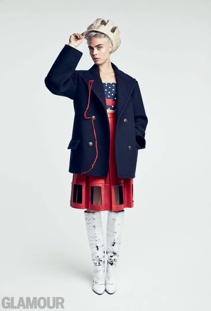 Cara Delevingne vẫn ngỗ ngược và điên rồ - Ảnh 5. Cara Delevingne vẫn ngỗ ngược và điên rồ - Ảnh 5.