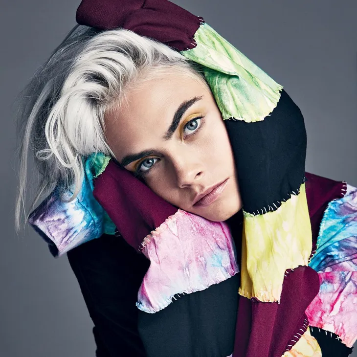 Cara Delevingne vẫn ngỗ ngược và điên rồ - Ảnh 2. Cara Delevingne vẫn ngỗ ngược và điên rồ - Ảnh 2.