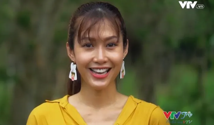Cùng Hoa hậu phụ nữ Việt Nam qua ảnh 2012 Phan Thu Quyên nếm vị ngọt An Giang - Ảnh 1.