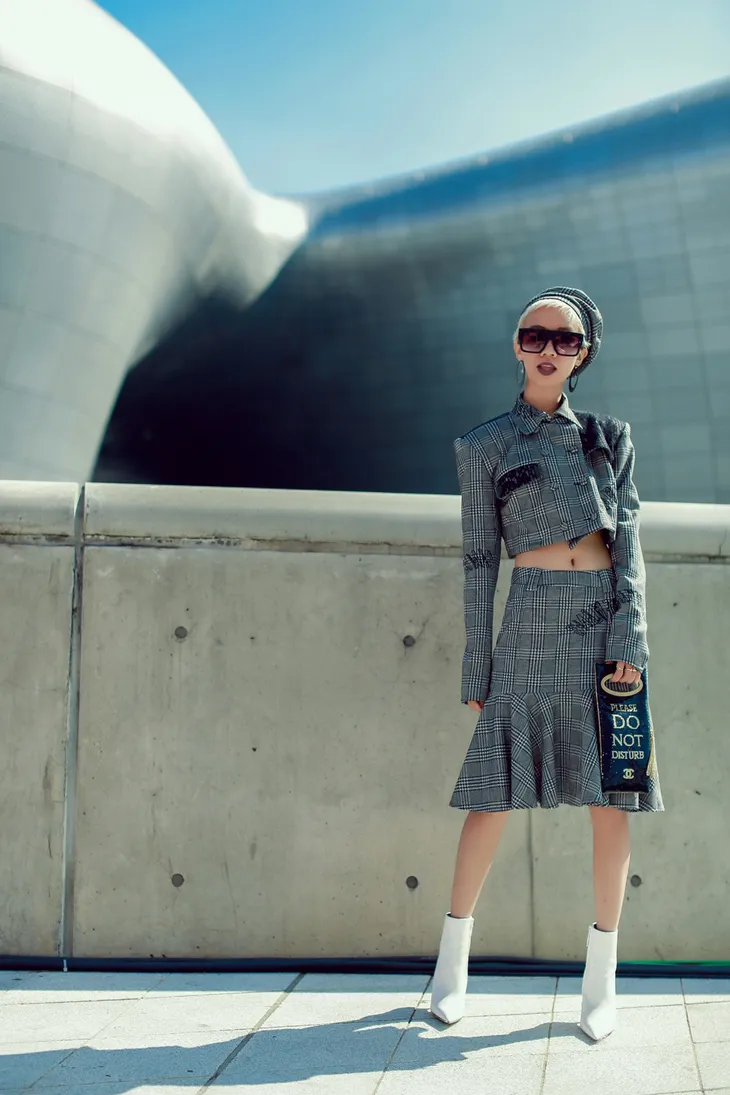 Ninh Dương Lan Ngọc tỏa sáng tại Seoul Fashion Week - Ảnh 4. Ninh Dương Lan Ngọc tỏa sáng tại Seoul Fashion Week - Ảnh 4.