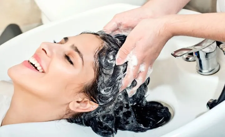 Những mẹo chăm sóc hiệu quả cho mái tóc nhuộm - Ảnh 3. Những mẹo chăm sóc hiệu quả cho mái tóc nhuộm - Ảnh 3.