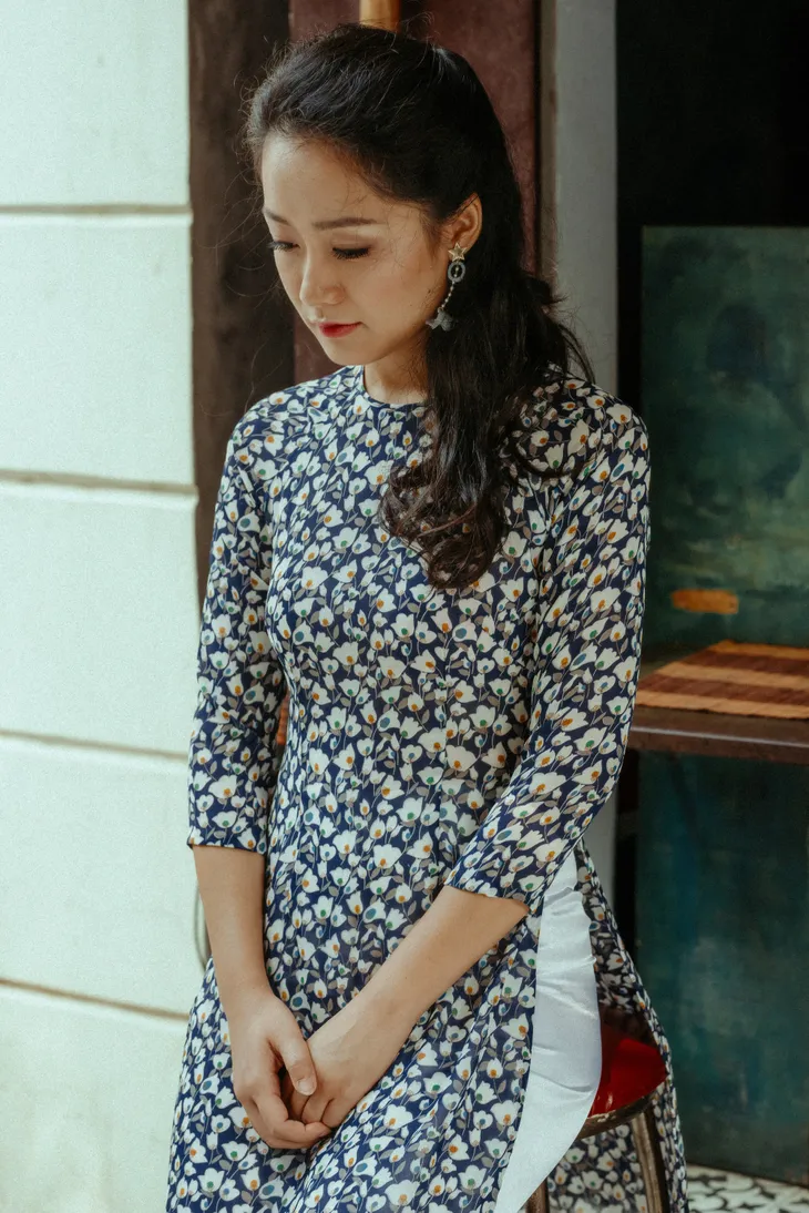 BTV Thu Hà khoe dáng chuẩn với áo dài - Ảnh 10. BTV Thu Hà khoe dáng chuẩn với áo dài - Ảnh 10.