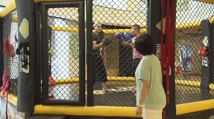 Ghét thì yêu thôi - Tập 27: Kim bất ngờ nghỉ việc khiến Du sững sờ - Ảnh 1. Ghét thì yêu thôi - Tập 27: Kim bất ngờ nghỉ việc khiến Du sững sờ - Ảnh 1.