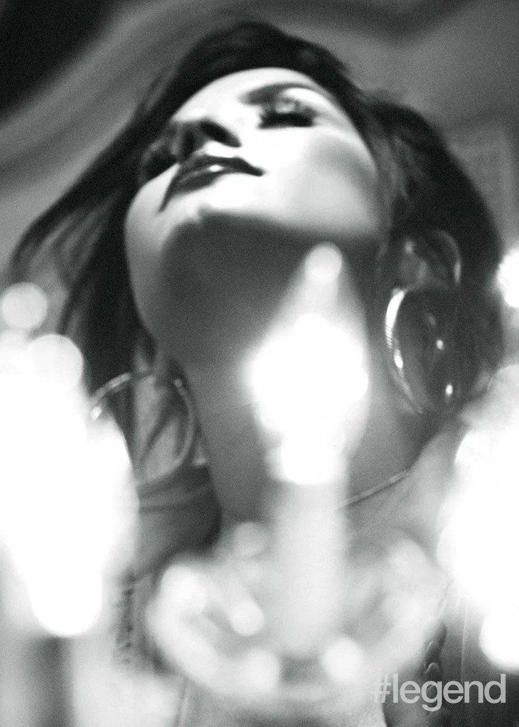 Demi Lovato - Trưởng thành và sexy, đã vượt qua cái bóng của sao Disney - Ảnh 1. Demi Lovato - Trưởng thành và sexy, đã vượt qua cái bóng của sao Disney - Ảnh 1.
