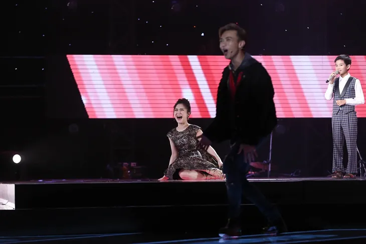 Giọng hát Việt nhí: Hương Tràm quê độ vì lạc lối với nhạc Bolero - Ảnh 4. Giọng hát Việt nhí: Hương Tràm quê độ vì lạc lối với nhạc Bolero - Ảnh 4.