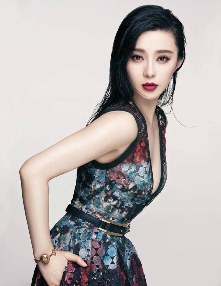 Nổi như cồn với Sở Kiều Truyện, Triệu Lệ Dĩnh vẫn không lọt top đầu sao nữ có cát xê khủng - Ảnh 7. Nổi như cồn với Sở Kiều Truyện, Triệu Lệ Dĩnh vẫn không lọt top đầu sao nữ có cát xê khủng - Ảnh 7.