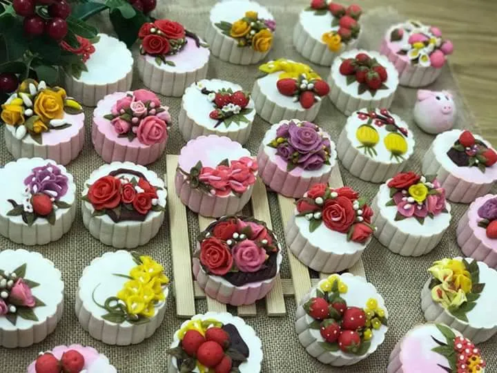 Bánh Trung thu 3D, 12 con giáp hút khách Hà Thành - Ảnh 1. Bánh Trung thu 3D, 12 con giáp hút khách Hà Thành - Ảnh 1.