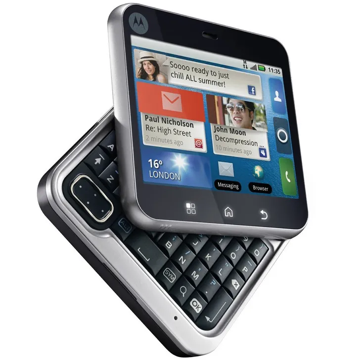 10 mẫu smartphone... khác người nhất trong lịch sử - Ảnh 4. 10 mẫu smartphone... khác người nhất trong lịch sử - Ảnh 4.