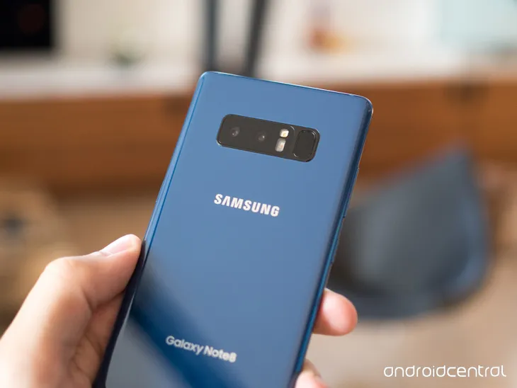 Mặc kệ iPhone 8, Samsung vẫn đang thắng lớn với Galaxy Note 8 - Ảnh 2. Mặc kệ iPhone 8, Samsung vẫn đang thắng lớn với Galaxy Note 8 - Ảnh 2.