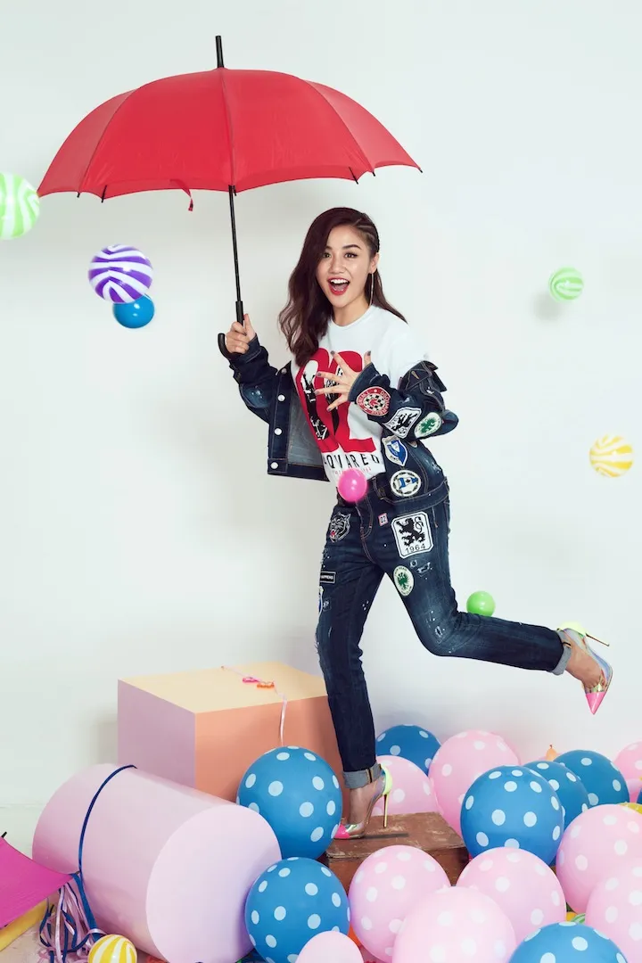 Bộ ba Isaac, Bích Phương, Văn Mai Hương quậy hết cỡ trong bộ ảnh mới - Ảnh 3. Bộ ba Isaac, Bích Phương, Văn Mai Hương quậy hết cỡ trong bộ ảnh mới - Ảnh 3.