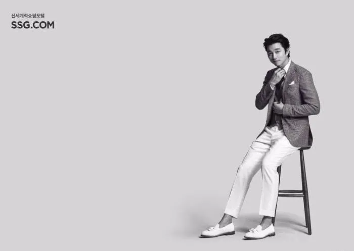 Khi Gong Yoo khoe vẻ lịch lãm - Ảnh 12. Khi Gong Yoo khoe vẻ lịch lãm - Ảnh 12.