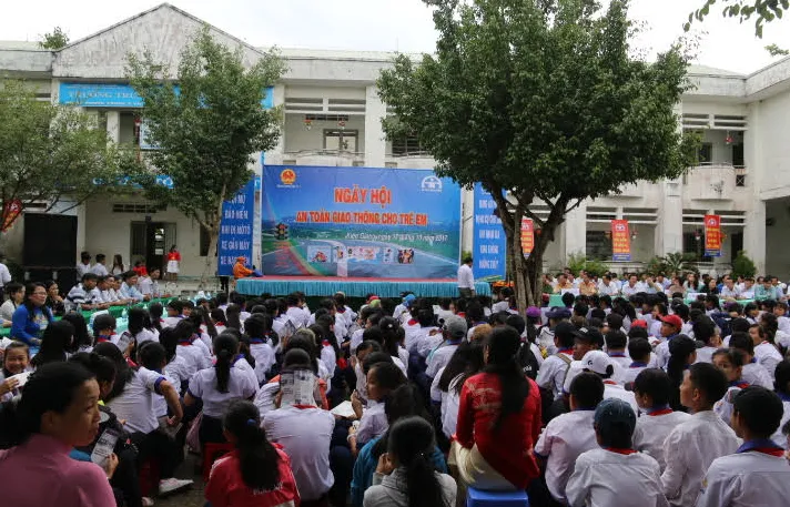 Ngày hội An toàn giao thông cho trẻ em - Ảnh 3. Ngày hội An toàn giao thông cho trẻ em - Ảnh 3.