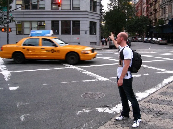 Uber át vía taxi truyền thống tại New York - Ảnh 1. Uber át vía taxi truyền thống tại New York - Ảnh 1.