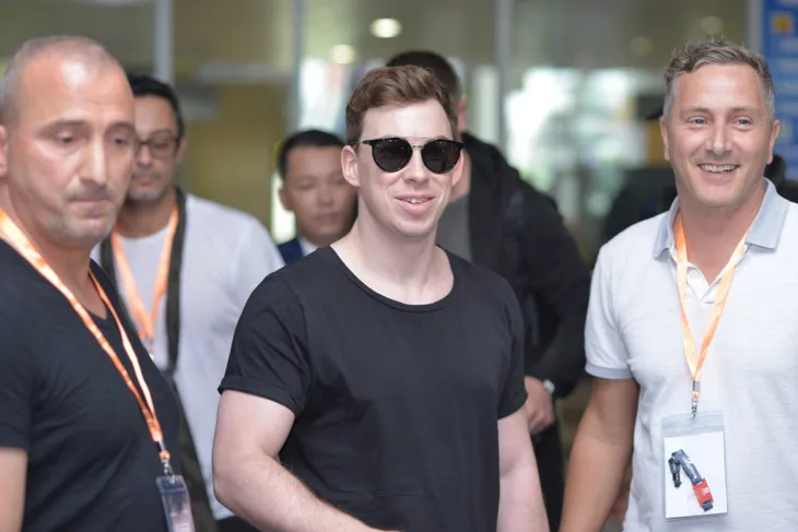 DJ Hardwell: Việc của đám đông là chuẩn bị thể lực, âm nhạc đã có chúng tôi lo! - Ảnh 1. DJ Hardwell: Việc của đám đông là chuẩn bị thể lực, âm nhạc đã có chúng tôi lo! - Ảnh 1.