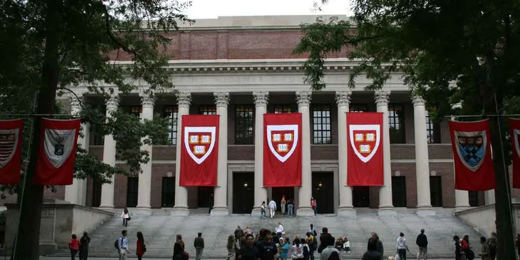 10 trường kinh doanh tốt nhất thế giới: Harvard chỉ xếp thứ 6 - Ảnh 1. 10 trường kinh doanh tốt nhất thế giới: Harvard chỉ xếp thứ 6 - Ảnh 1.