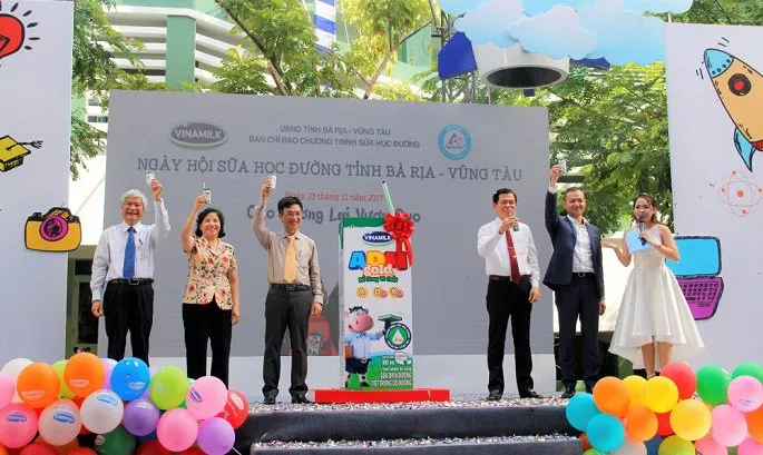 10 năm tiên phong và đồng hành cùng chương trình “Sữa học đường” vì một Việt Nam vươn cao - Ảnh 1. 10 năm tiên phong và đồng hành cùng chương trình “Sữa học đường” vì một Việt Nam vươn cao - Ảnh 1.