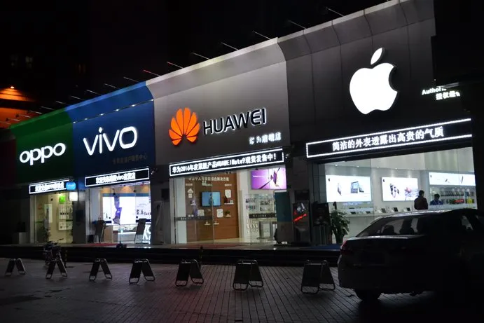 Gần 90% smartphone bán ra trong quý II/2017 chạy hệ điều hành Android - Ảnh 3. Gần 90% smartphone bán ra trong quý II/2017 chạy hệ điều hành Android - Ảnh 3.