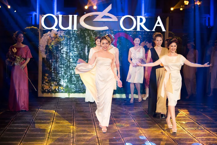 Dàn BTV của VTV hút hồn người xem với màn catwalk cực lung linh tại QUI E ORA - Ảnh 41. Dàn BTV của VTV hút hồn người xem với màn catwalk cực lung linh tại QUI E ORA - Ảnh 41.
