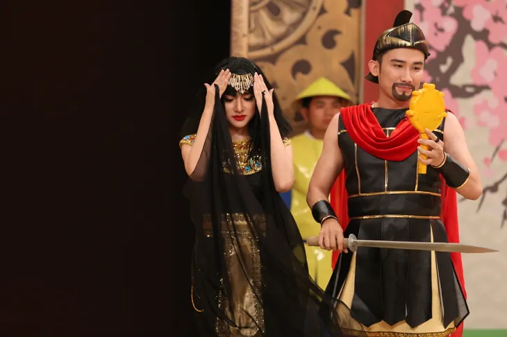 Đại náo thành Takeshi: Hương Giang Idol siêu ác, lấy người làm chai bowling - Ảnh 6. Đại náo thành Takeshi: Hương Giang Idol siêu ác, lấy người làm chai bowling - Ảnh 6.