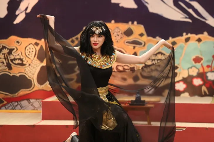 Đại náo thành Takeshi: Hương Giang Idol siêu ác, lấy người làm chai bowling - Ảnh 3. Đại náo thành Takeshi: Hương Giang Idol siêu ác, lấy người làm chai bowling - Ảnh 3.