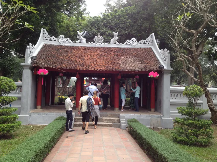 Di tích đóng cửa, mở cửa công nghệ trong mùa dịch COVID-19 - Ảnh 1. Di tích đóng cửa, mở cửa công nghệ trong mùa dịch COVID-19 - Ảnh 1.
