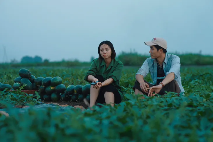 Ngắm những hình ảnh cực lúa của Quỳnh Kool trong Đi qua mùa hạ - Ảnh 5. Ngắm những hình ảnh cực lúa của Quỳnh Kool trong Đi qua mùa hạ - Ảnh 5.
