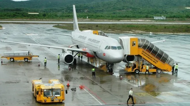 Máy bay bị sét đánh, Jetstar Pacific phải hủy chuyến bay Vinh - TP. HCM - Ảnh 1.