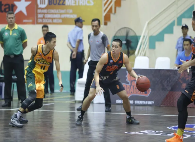 VBA 2017: Thang Long Warriors 79-67 Cantho Catfish: Chủ nhà ngược dòng kịch tích - Ảnh 3.