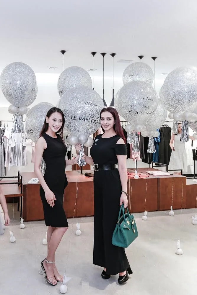 Vân Quỳnh muốn tập trung phát triển công việc MC - Ảnh 1. Vân Quỳnh muốn tập trung phát triển công việc MC - Ảnh 1.