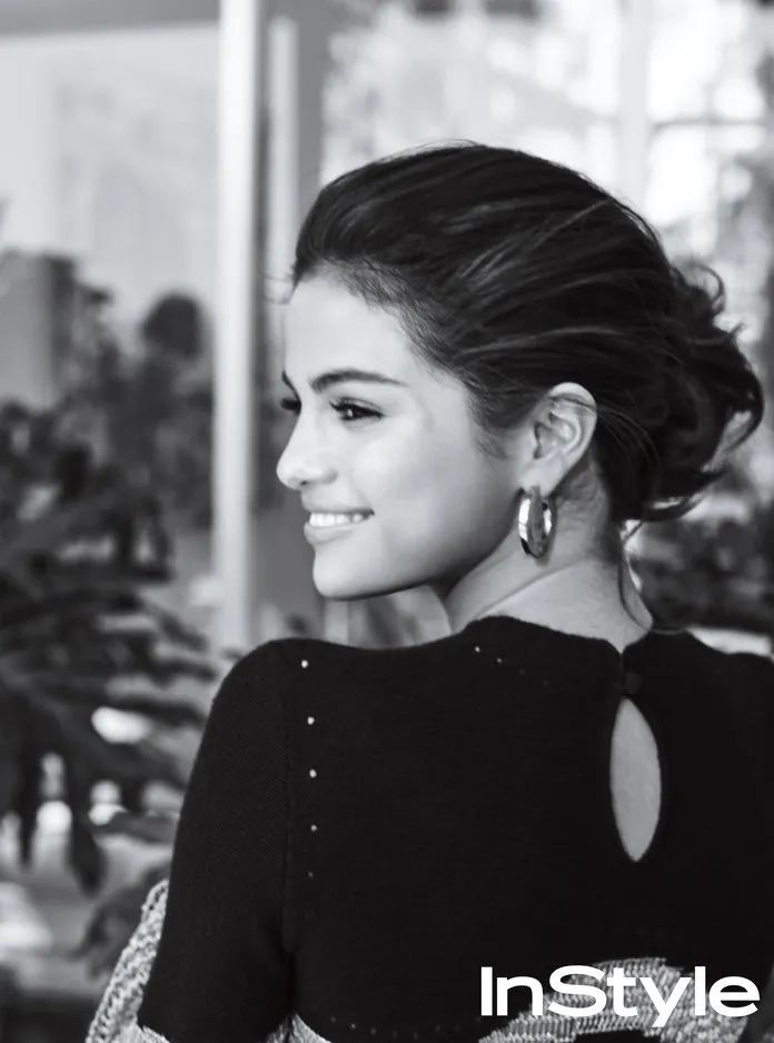 Selena Gomez: Tôi không còn sợ mắc sai lầm - Ảnh 4. Selena Gomez: Tôi không còn sợ mắc sai lầm - Ảnh 4.