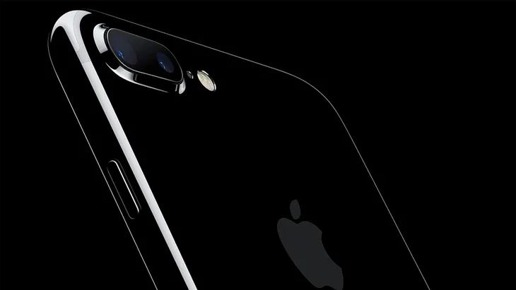 Cựu CEO Apple Steve Wozniak: Người dùng mua iPhone giá cao vì nó xứng đáng - Ảnh 2. Cựu CEO Apple Steve Wozniak: Người dùng mua iPhone giá cao vì nó xứng đáng - Ảnh 2.
