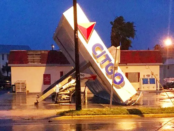Siêu bão Irma đe dọa ngành du lịch của Florida - Ảnh 6. Siêu bão Irma đe dọa ngành du lịch của Florida - Ảnh 6.