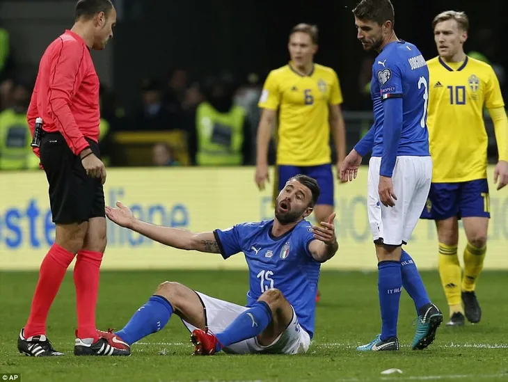 Sau 60 năm, Italia lần đầu tiên vắng mặt ở World Cup - Ảnh 2. Sau 60 năm, Italia lần đầu tiên vắng mặt ở World Cup - Ảnh 2.