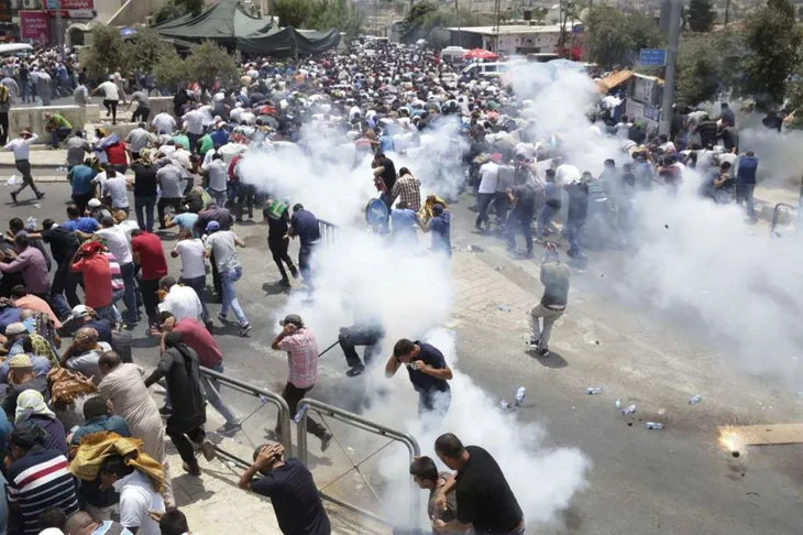 Người Israel và Palestine lo ngại cho những ngày sắp tới - Ảnh 1. Người Israel và Palestine lo ngại cho những ngày sắp tới - Ảnh 1.