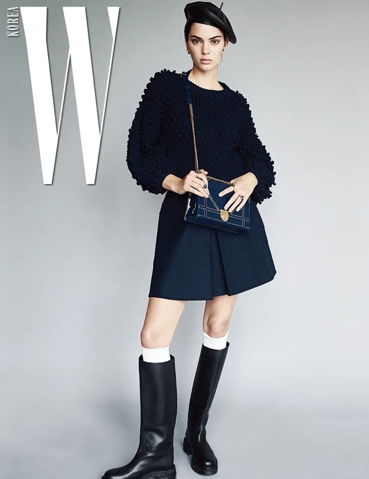 Kendall Jenner khoe vẻ lạnh lùng - Ảnh 2. Kendall Jenner khoe vẻ lạnh lùng - Ảnh 2.