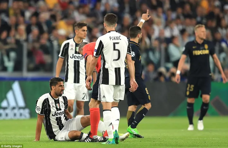 Chấm điểm Juventus 2-1 AS Monaco: Khác biệt mang tên Alves - Ảnh 3. Chấm điểm Juventus 2-1 AS Monaco: Khác biệt mang tên Alves - Ảnh 3.