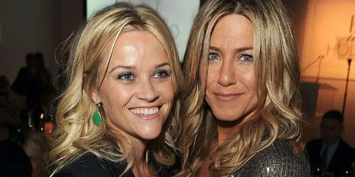 Jennifer Aniston trở lại màn ảnh nhỏ cùng luật sư tóc vàng Reese Witherspoon - Ảnh 1. Jennifer Aniston trở lại màn ảnh nhỏ cùng luật sư tóc vàng Reese Witherspoon - Ảnh 1.