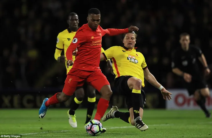 Vòng 35 Ngoại hạng Anh: Thắng tối thiêu Watford, Liverpool giành lợi thế lớn trong cuộc đua top 3 - Ảnh 2. Vòng 35 Ngoại hạng Anh: Thắng tối thiêu Watford, Liverpool giành lợi thế lớn trong cuộc đua top 3 - Ảnh 2.